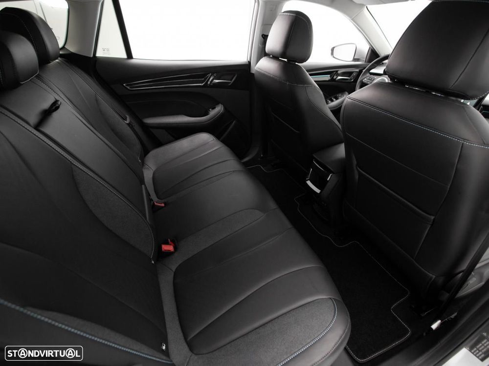 MG MG5 61 kWh Luxury - 11