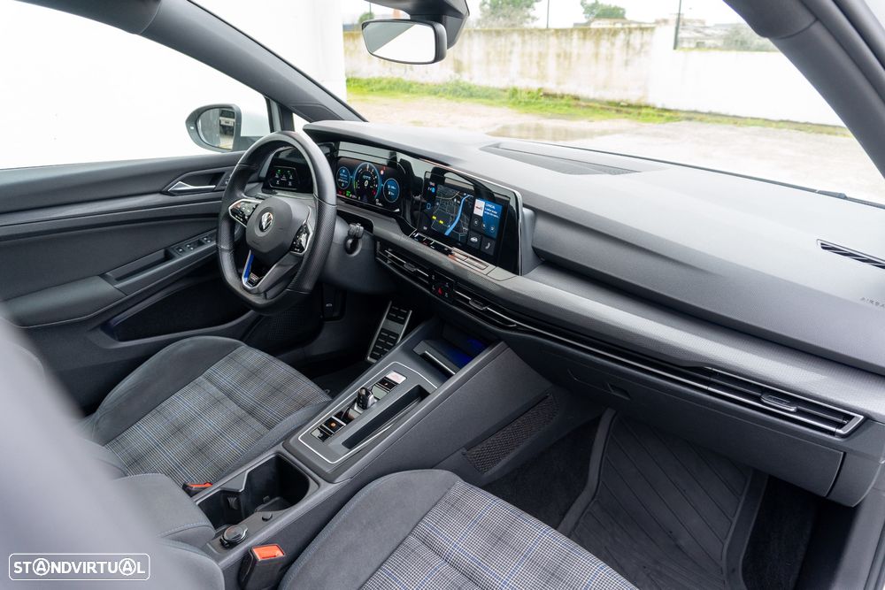 VW Golf 1.4 TSI GTE DSG - 29