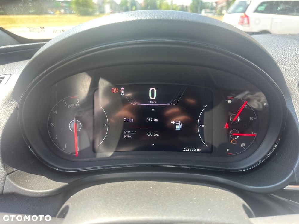Opel Insignia 2.0 CDTI Cosmo S&S - 10