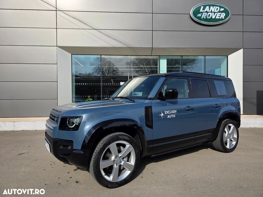 Land Rover Defender - 1