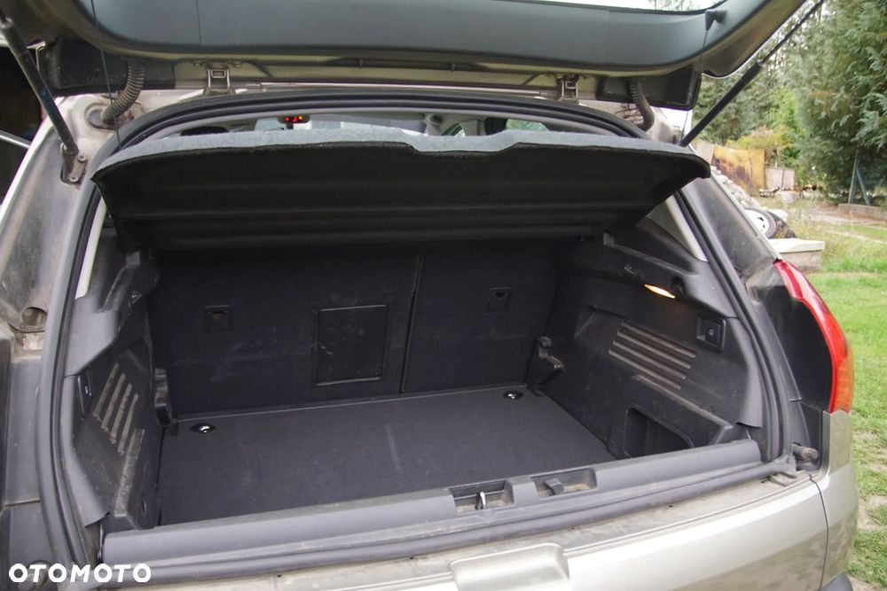 Peugeot 3008 1.6 Active - 8
