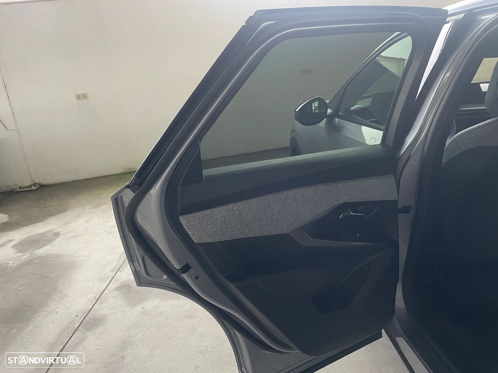 Peugeot 3008 Hybrid 145 e-DSC6 Allure - 25