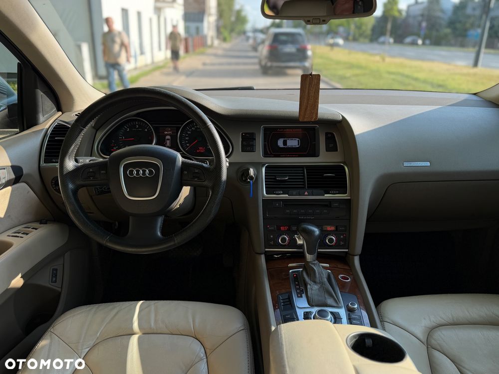 Audi Q7 3.0 TDI Quattro Tiptronic - 12