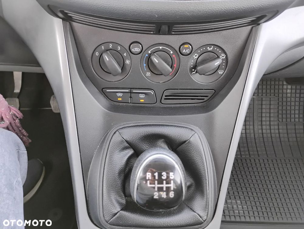 Ford Grand C-MAX 2.0 TDCi Champions Edition - 20