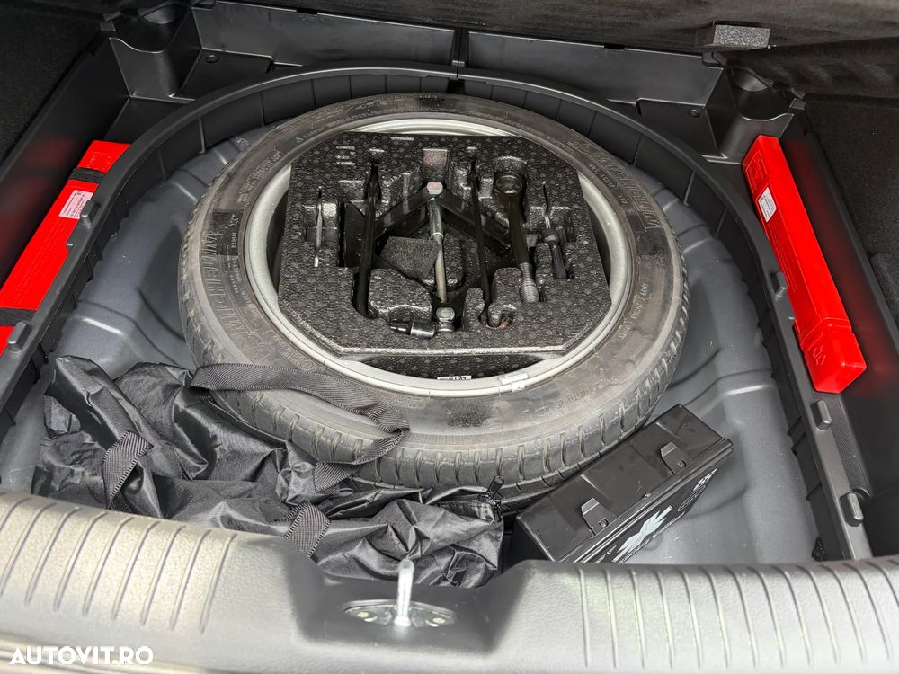 Hyundai i30 1.4 T-GDi 140CP 5DR 7DCT Exclusive - 29