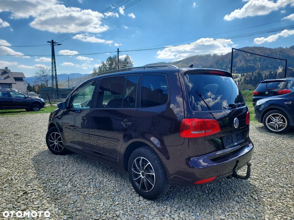 Volkswagen Touran 1.6 TDI DPF BlueMotion Technology Highline - 4