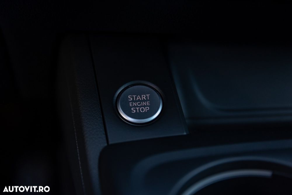 Audi A4 Avant 2.0 TDI design - 17