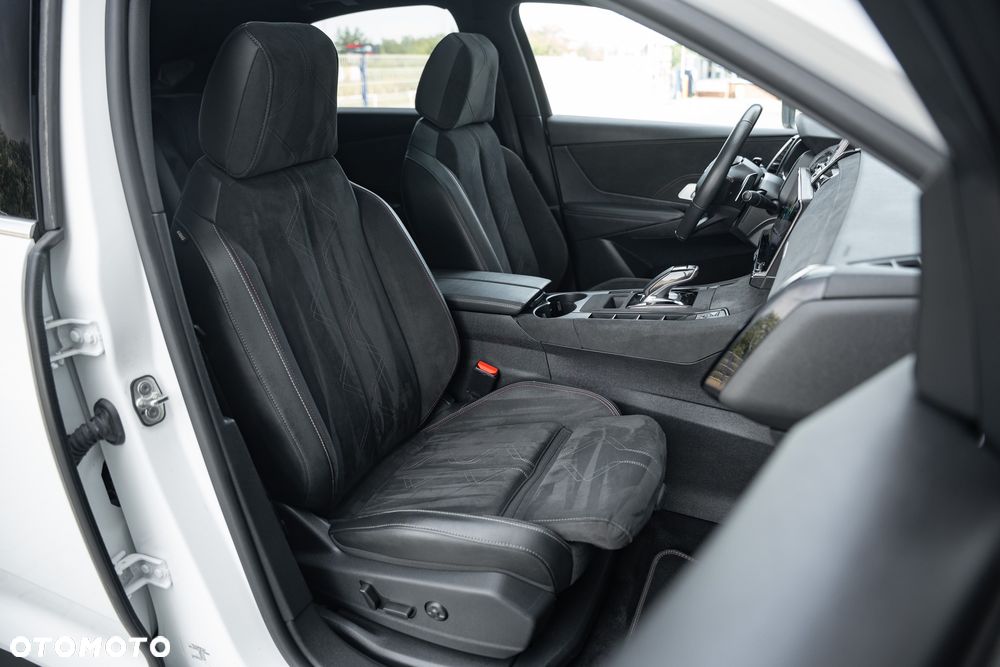 DS Automobiles DS 7 1.6 E-Tense Performance Line + - 26