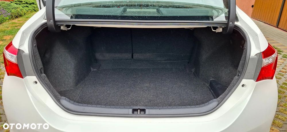 Toyota Corolla 1.6 Active - 9