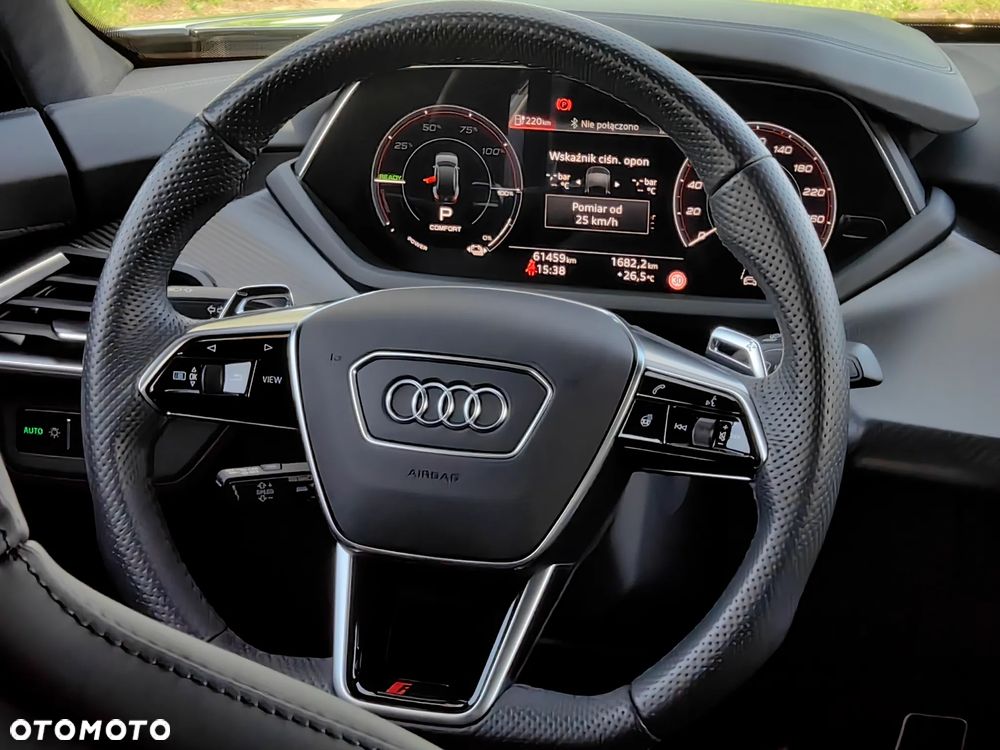 Audi RS e-tron GT - 30