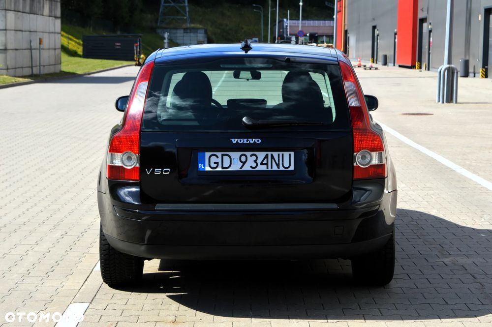 Volvo V50 2.0D Momentum - 28