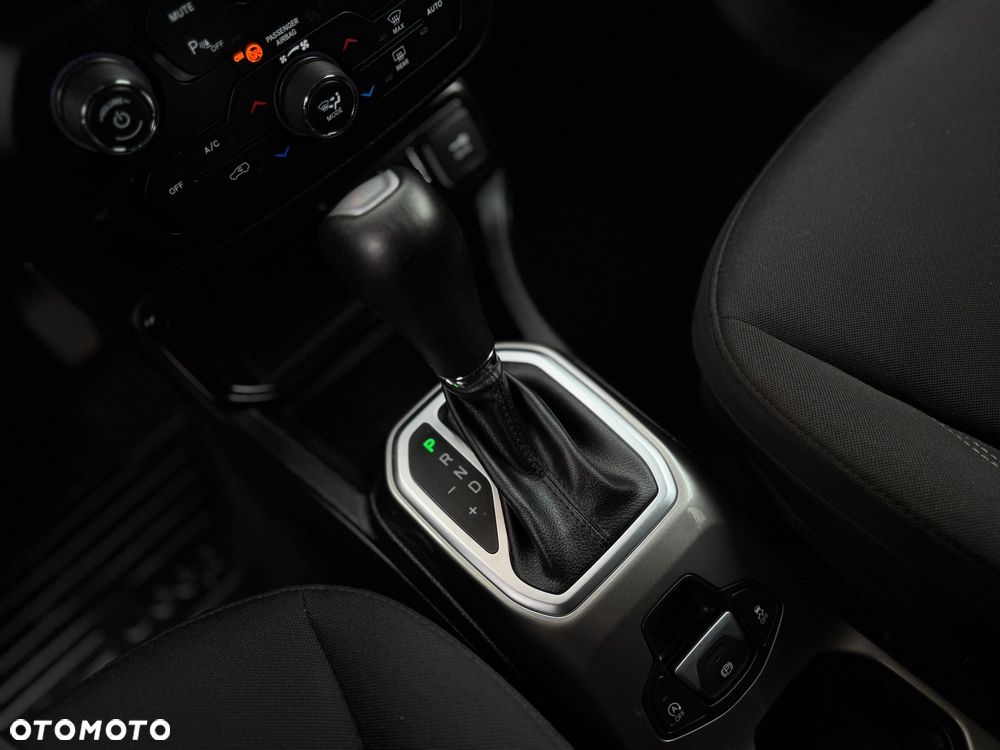 Jeep Renegade 1.3 T-GDI Automatik Limited - 12