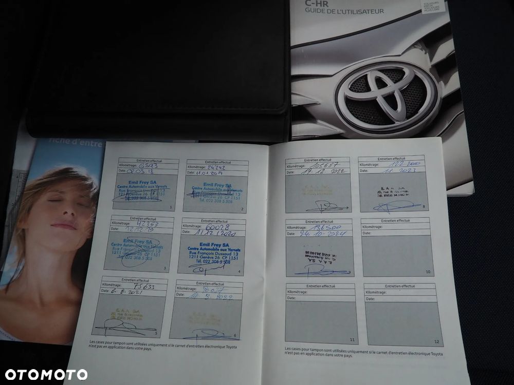 Toyota C-HR 1.2 T Premium CVT 4x4 - 40