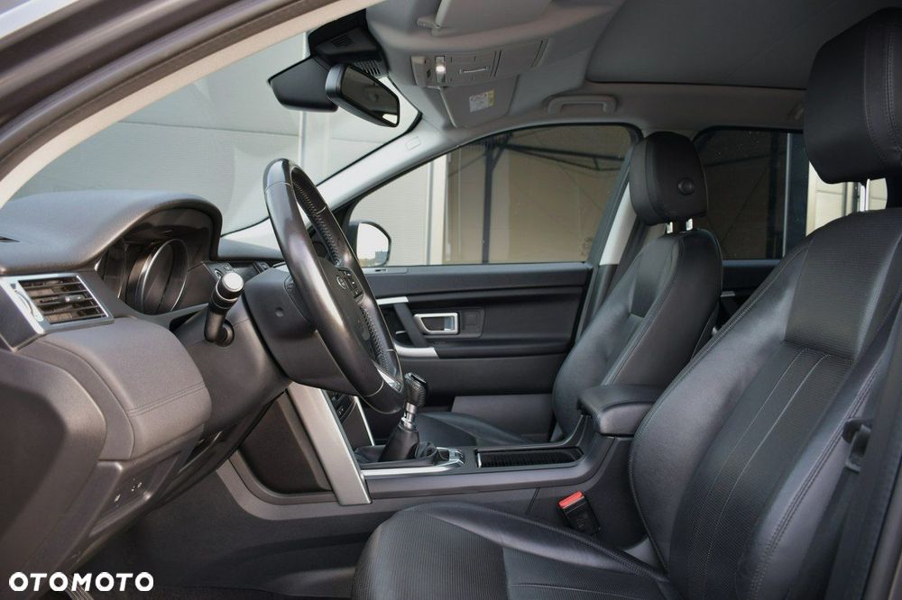 Land Rover Discovery Sport 2.0 eD4 HSE Luxury - 13