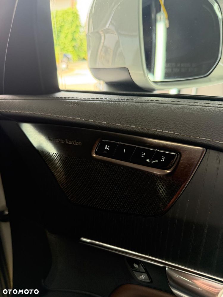 Volvo XC 90 - 11