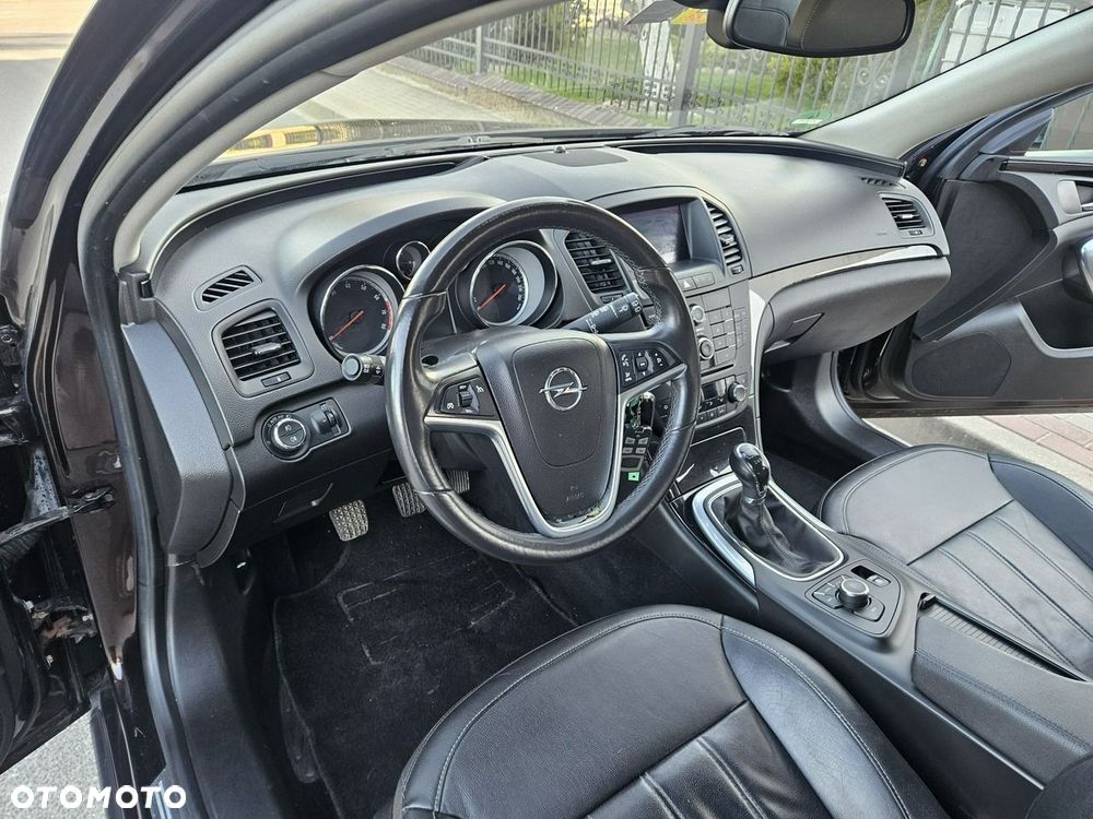 Opel Insignia - 8