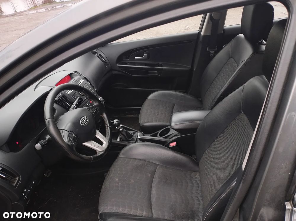 Kia Ceed 1.6 Crdi Comfort + - 8