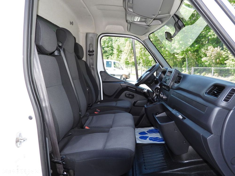 Renault MASTER  PLANDEKA 10 PALET WEBASTO TEMPOMAT LEDY PNEUMATYKA KLIMATYZACJA  165KM - 38