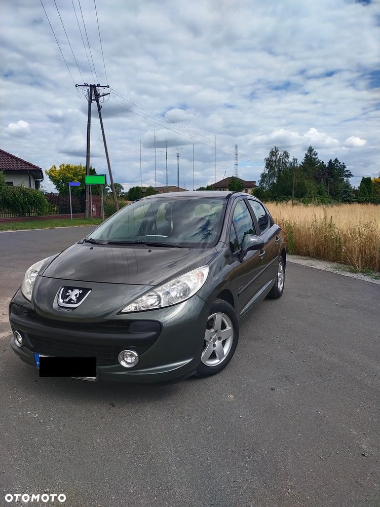 Peugeot 207 1.4 Presence - 1