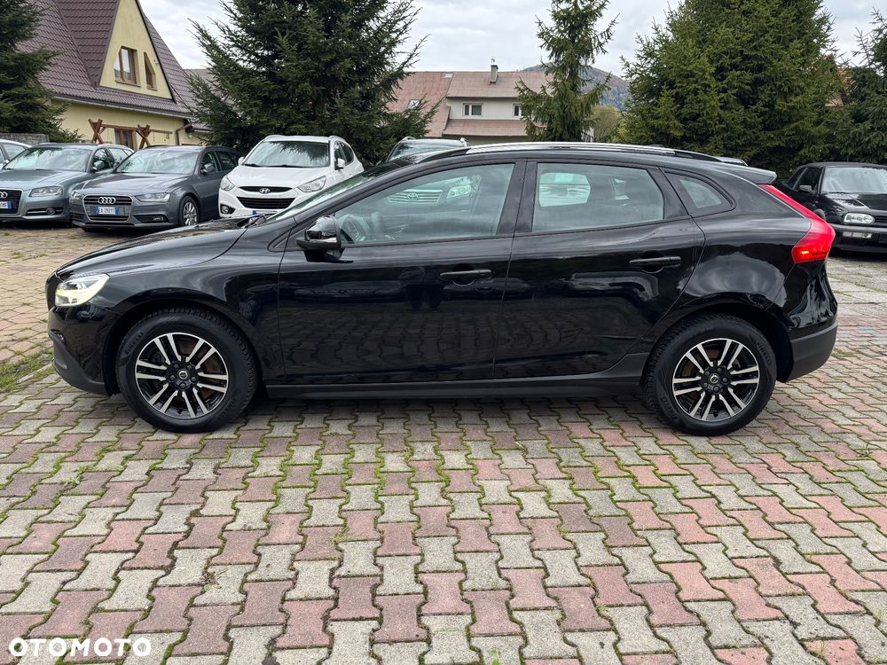 Volvo V40 Cross Country - 8