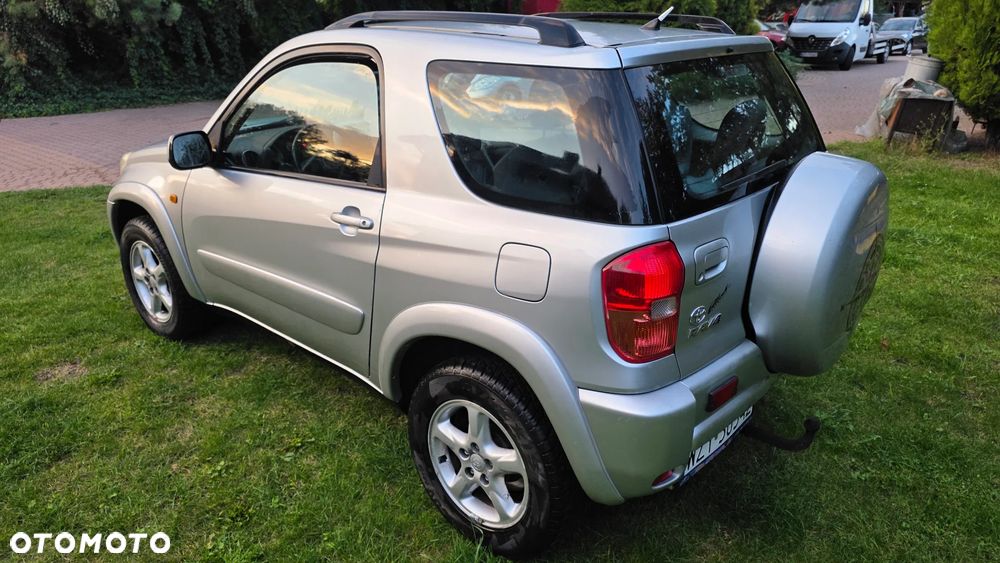 Toyota RAV4 4x4 Sol - 22