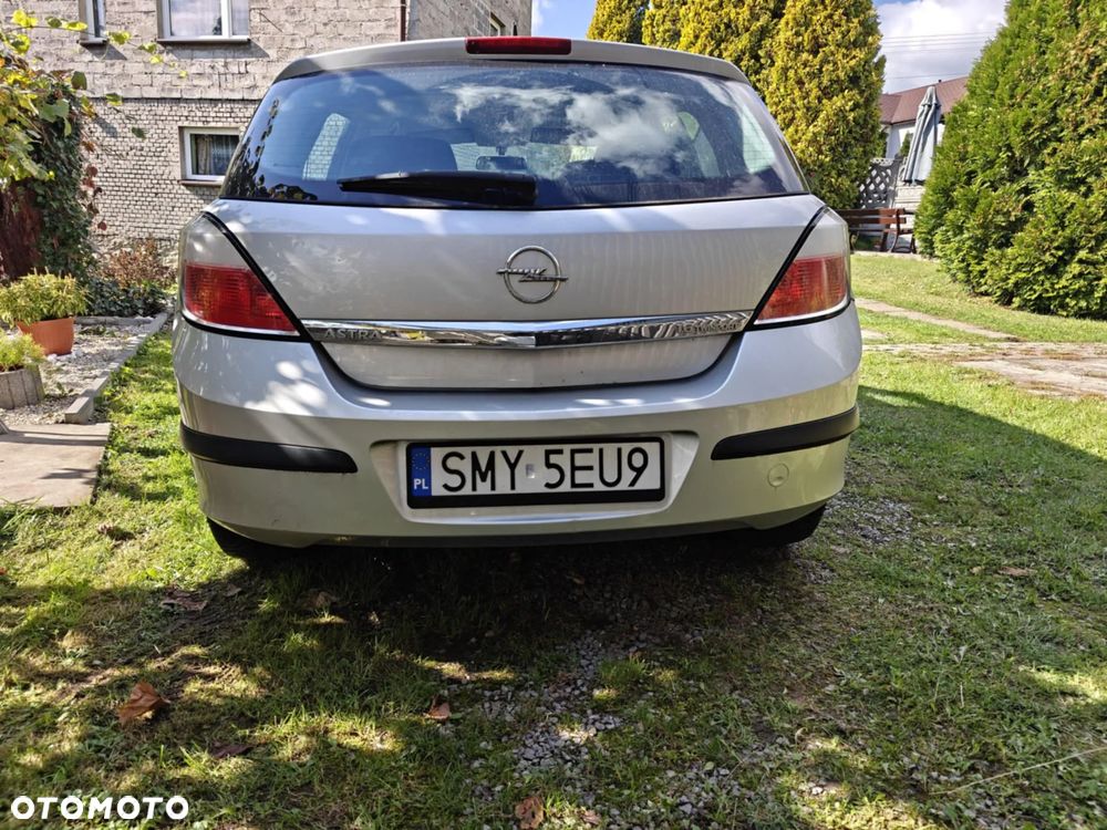Opel Astra - 4