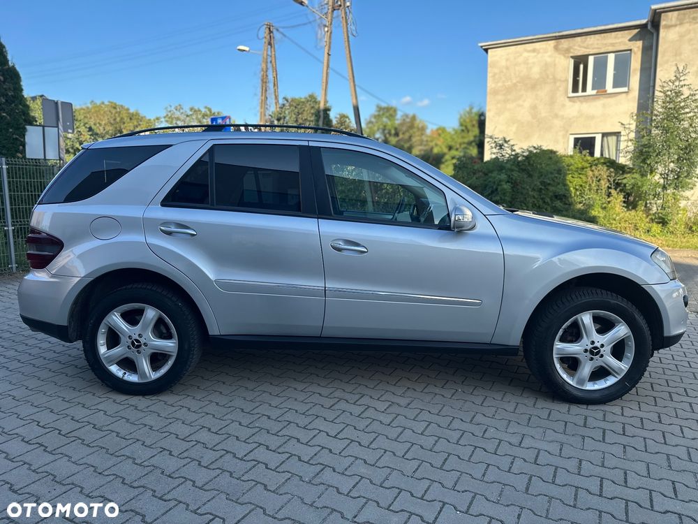 Mercedes-Benz ML 320 CDI 4Matic 7G-TRONIC DPF Edition 10 - 20