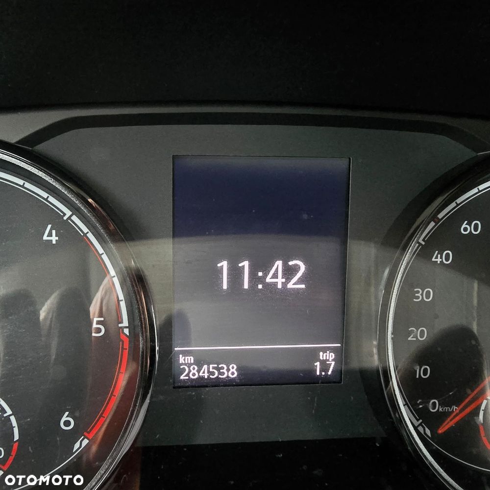 Volkswagen Transporter L2H1 Plus Trendline - 12