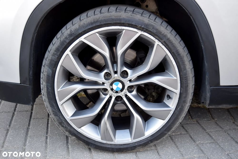 BMW X1 - 24
