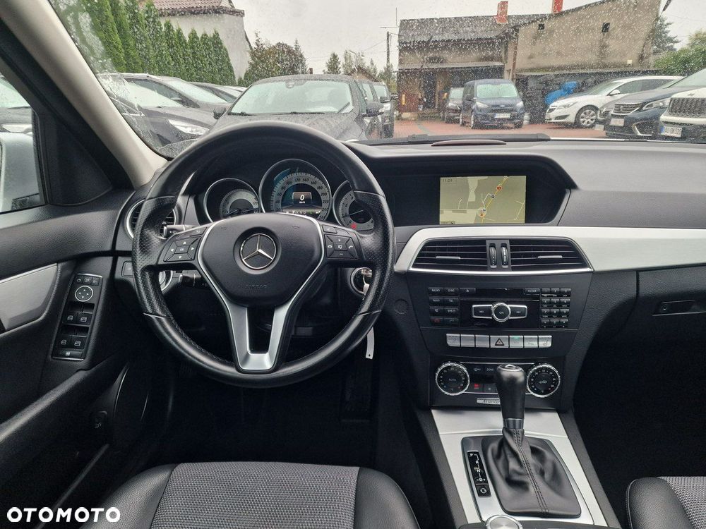 Mercedes-Benz Klasa C - 16
