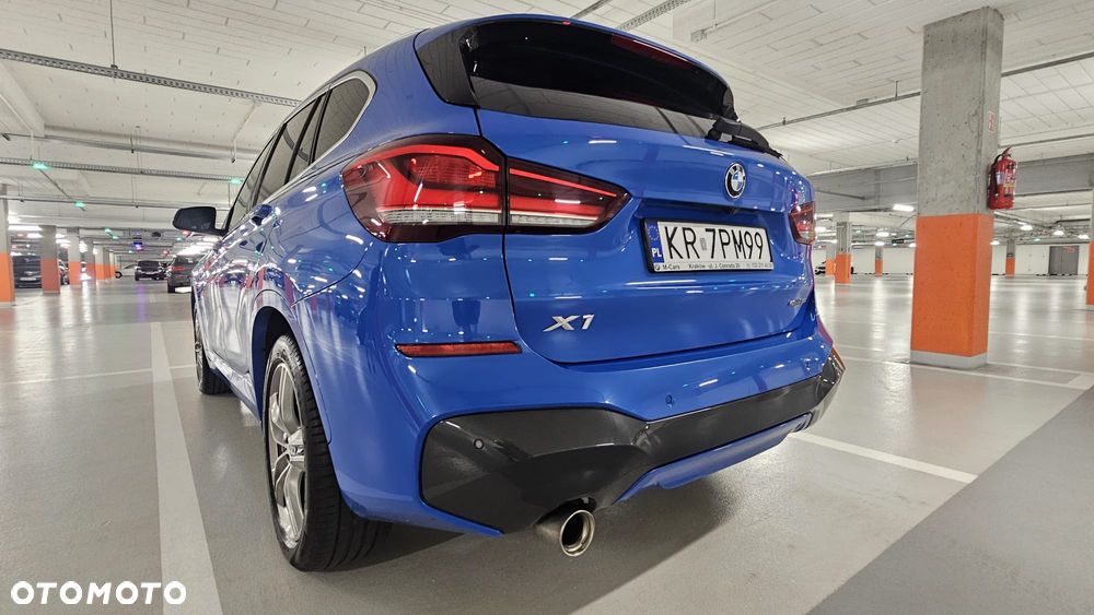 BMW X1 sDrive18i Sport Line - 3