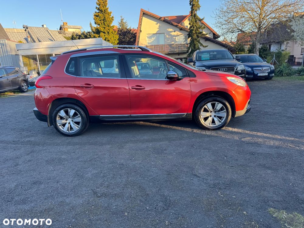Peugeot 2008 PureTech 110 Style - 8