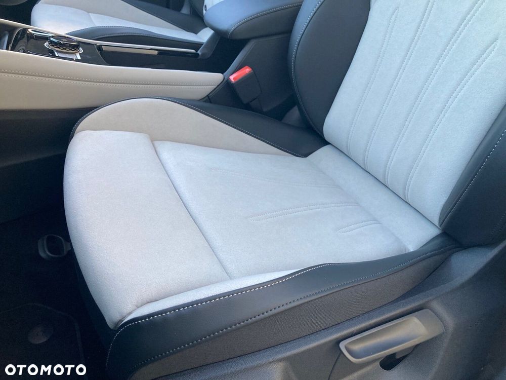 Volkswagen Tiguan - 10