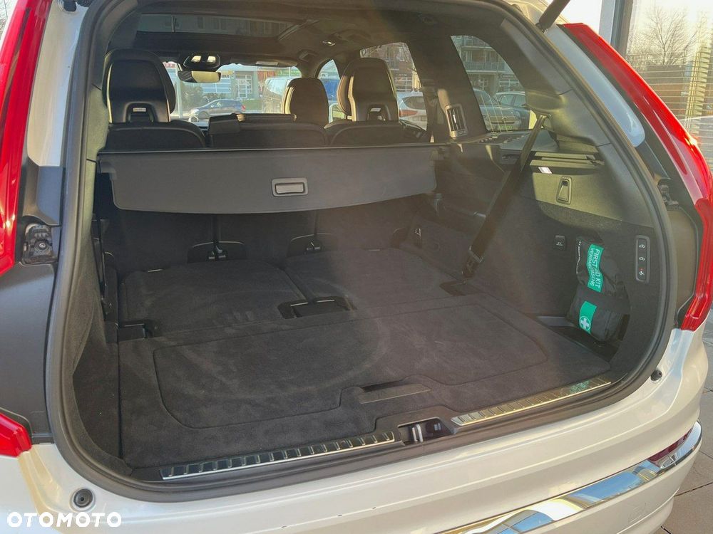 Volvo XC 90 - 17