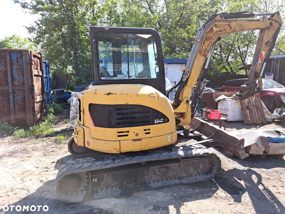 Caterpillar 304C - 3