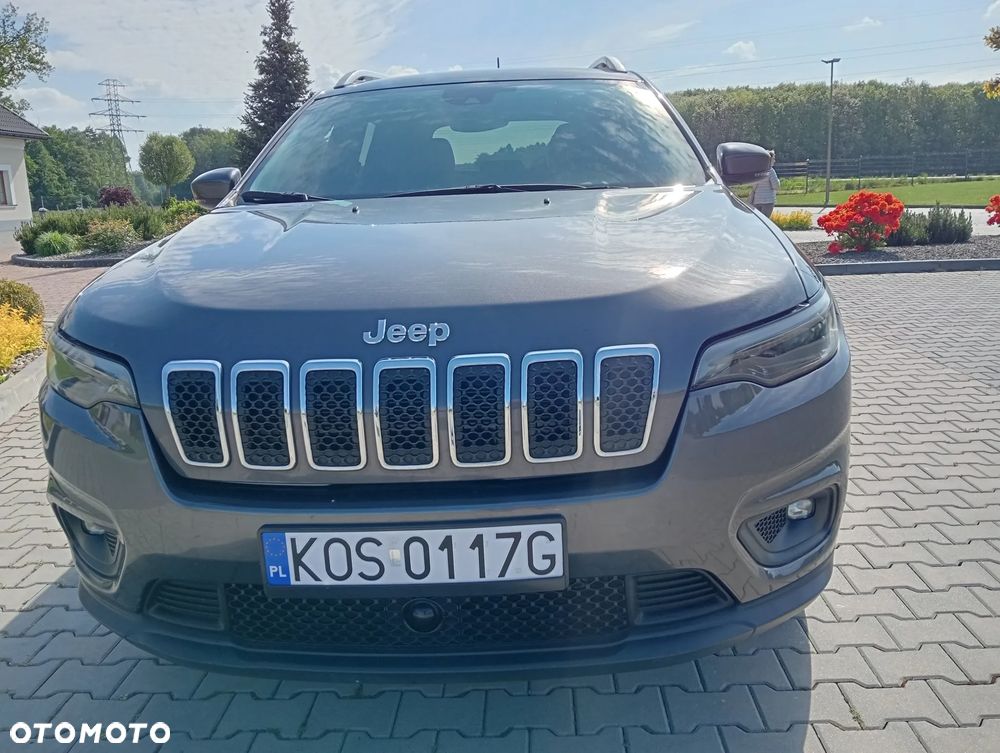 Jeep Cherokee - 1