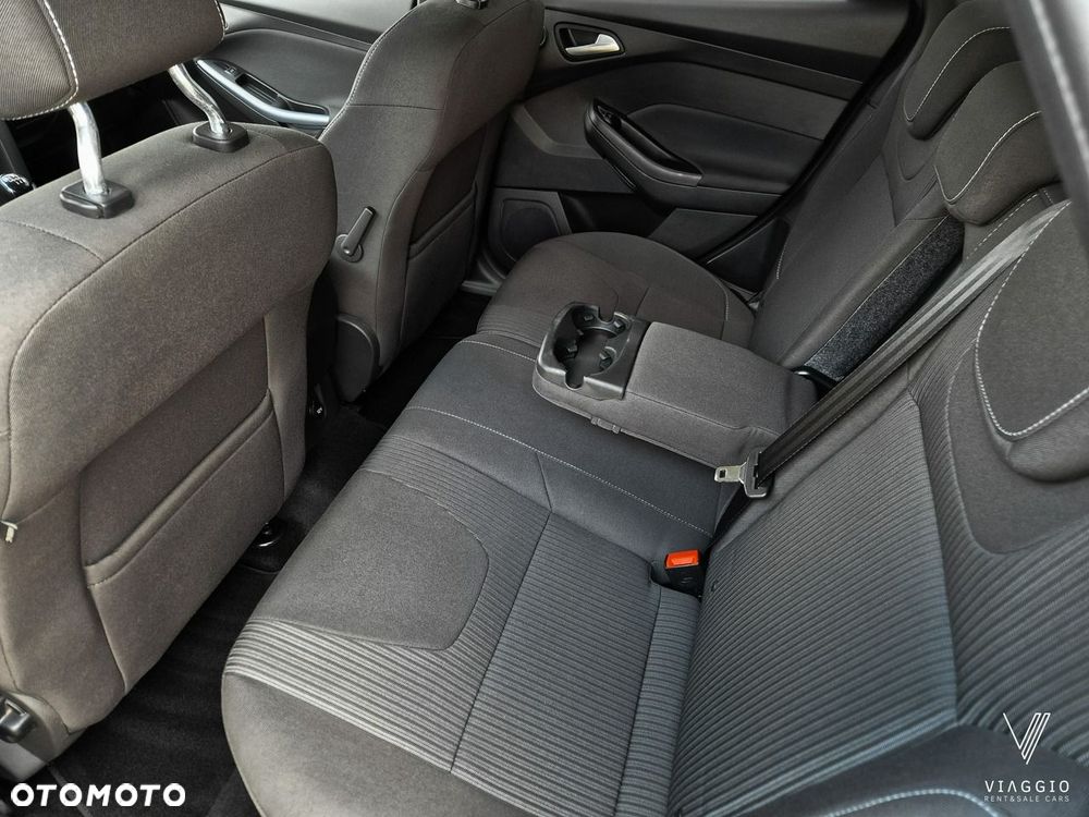 Ford Focus 1.6 EcoBoost Titanium - 24