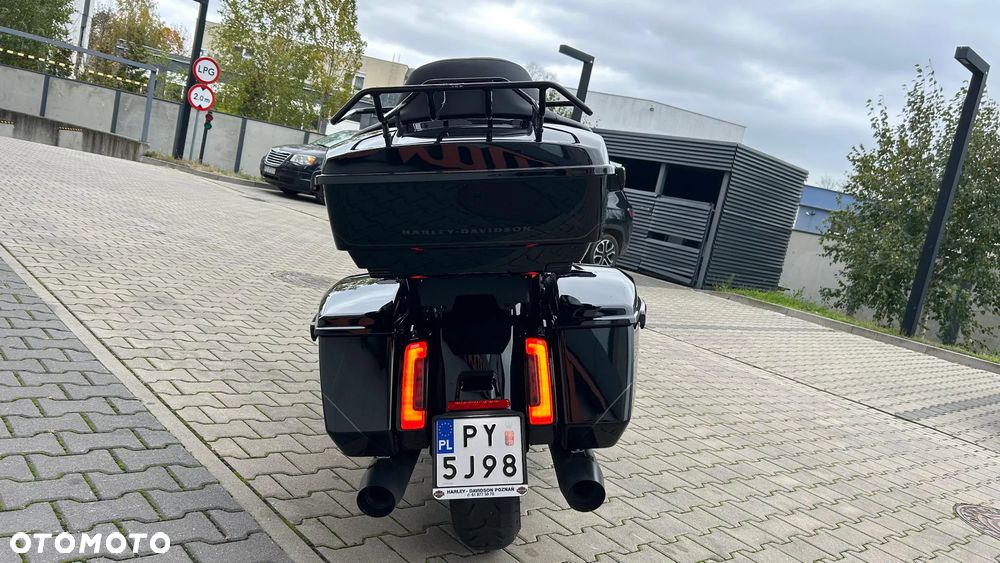 Harley-Davidson Touring Street Glide - 4