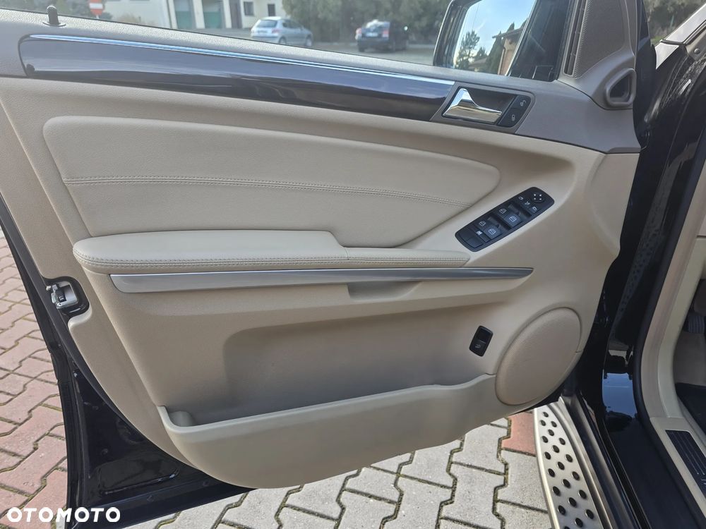 Mercedes-Benz ML - 3