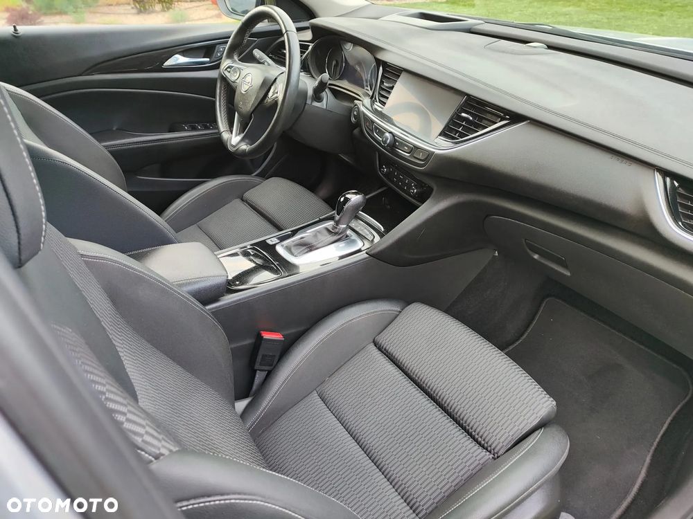 Opel Insignia - 9