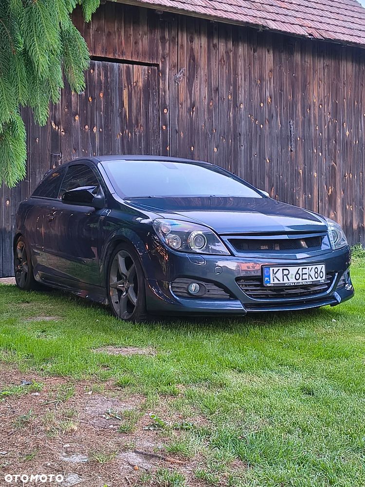 Opel Astra 2.0 T OPC - 2