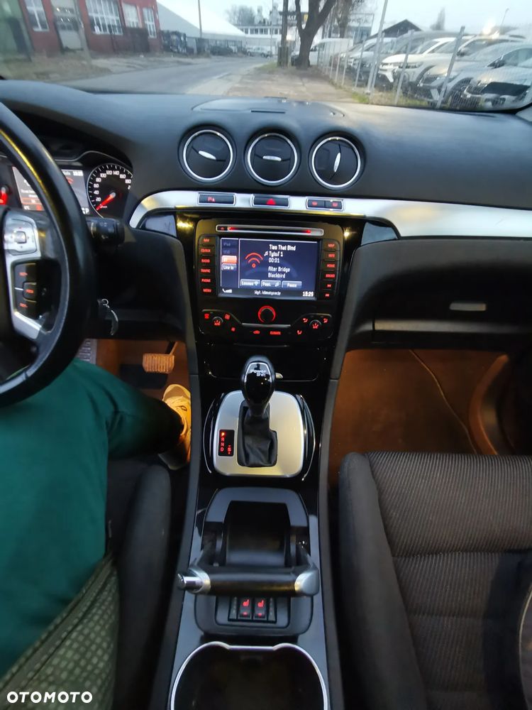 Ford S-Max 2.0 TDCi Titanium - 4