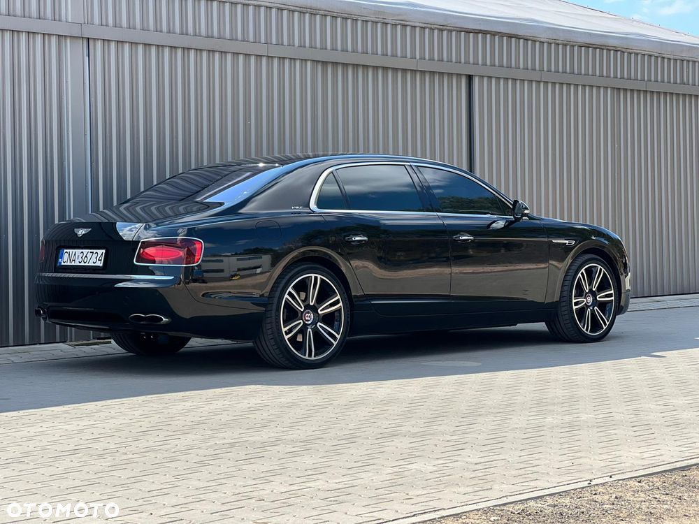 Bentley Flying Spur V8 S - 2