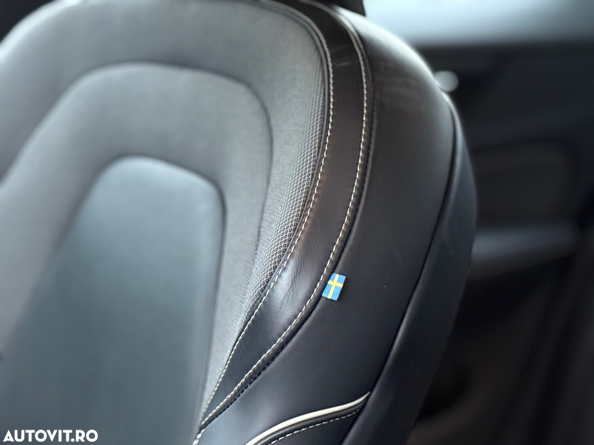 Volvo S60 T4 R-Design - 23