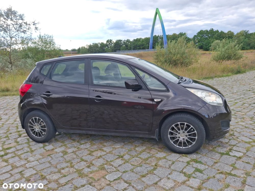 Kia Venga 1.4 L - 9