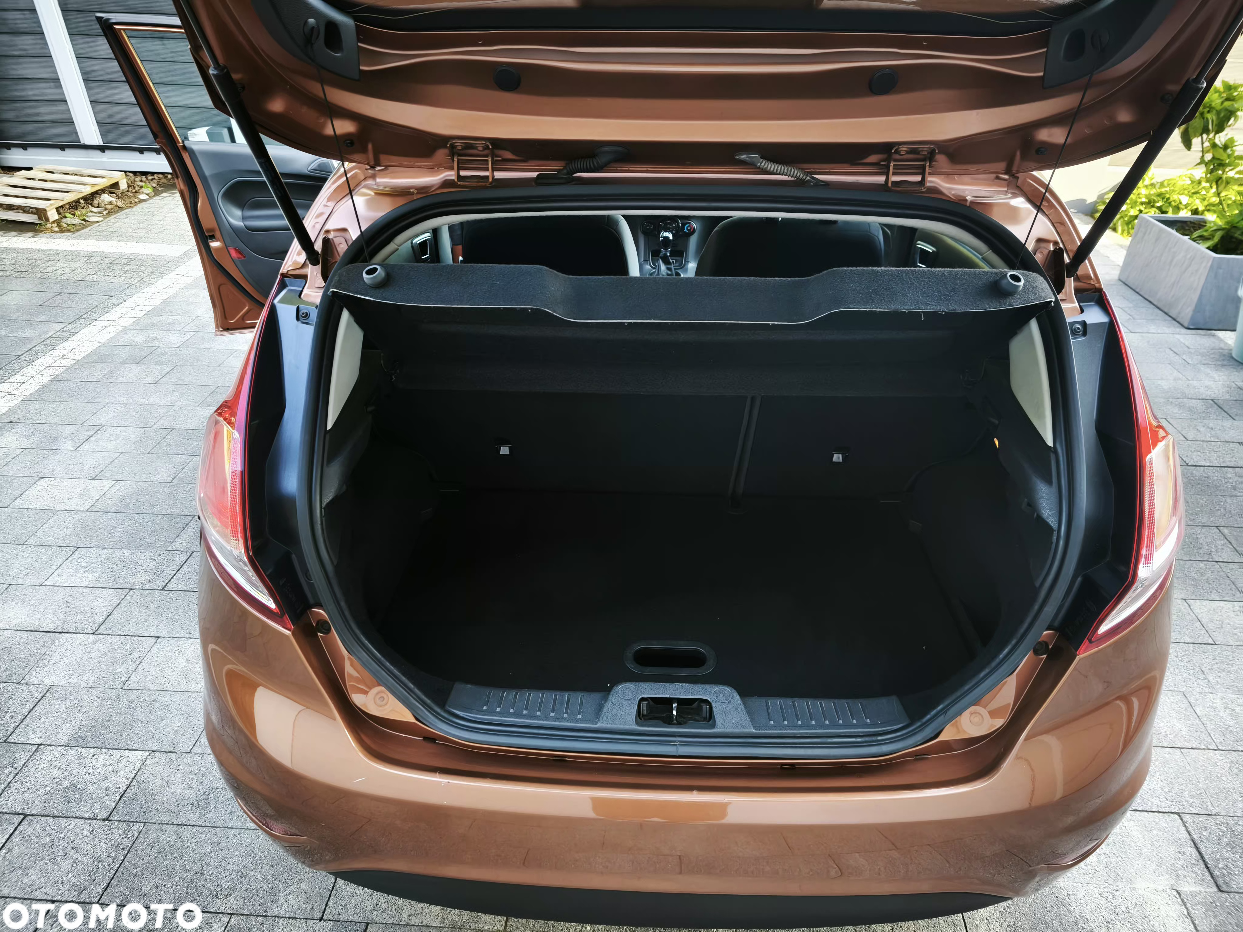 Ford Fiesta - 16