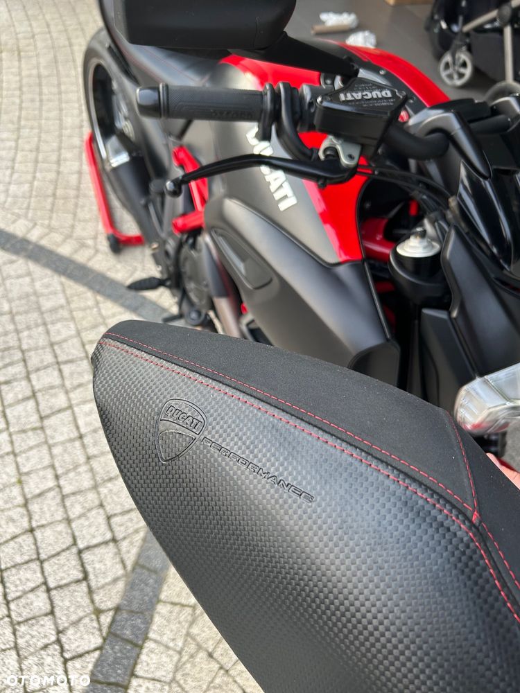 Ducati Diavel - 21