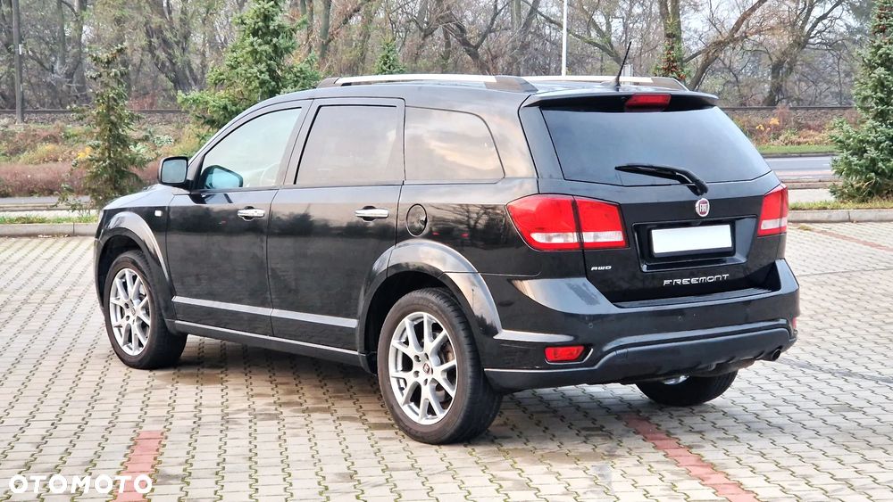 Fiat Freemont 2.0 Multijet Lounge AWD - 10