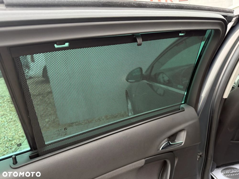 Opel Insignia 2.0 CDTI Cosmo S&S - 23