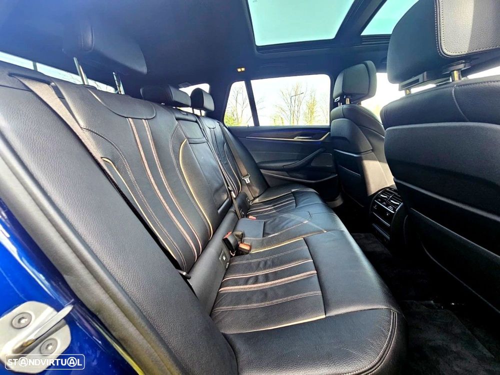 BMW 540 d xDrive Pack M Auto - 39